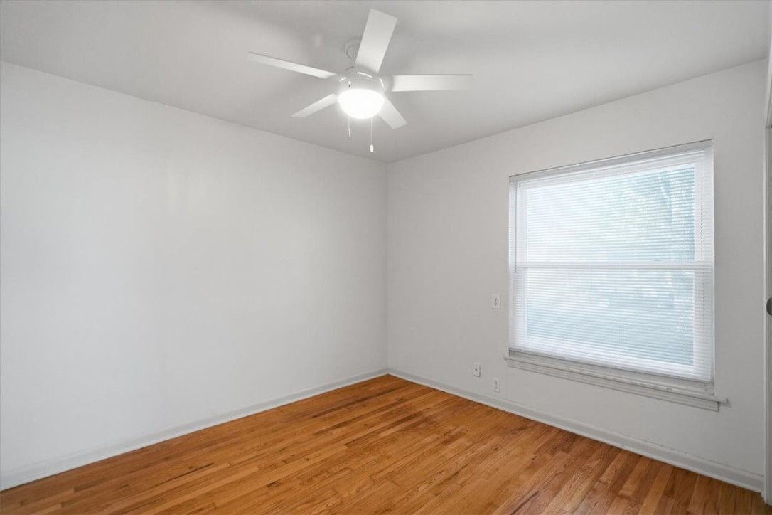 902 Bowie Street George West TX 78022