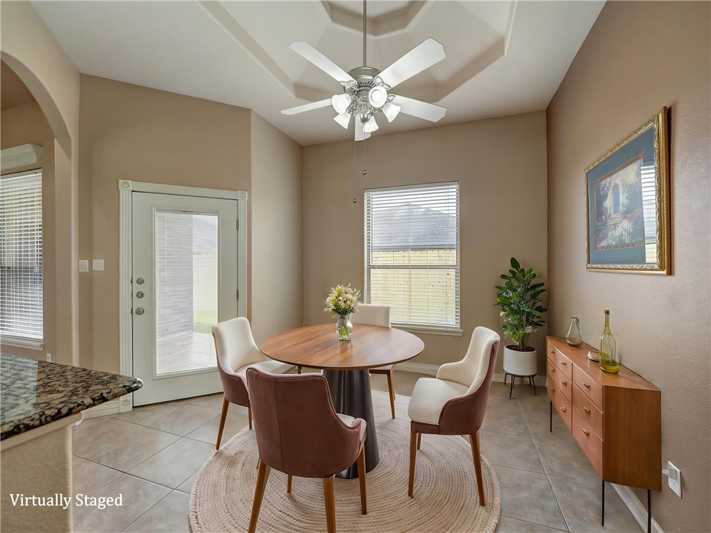 6825 King George Place Corpus Christi TX 78414