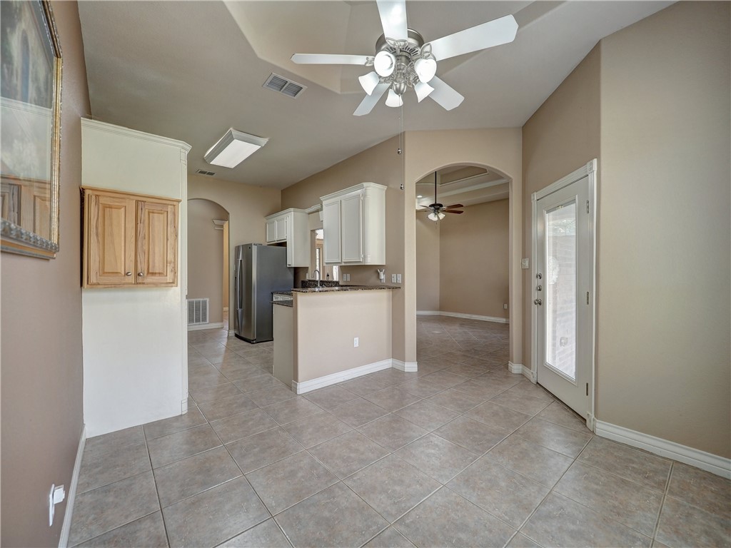 6825 King George Place Corpus Christi TX 78414