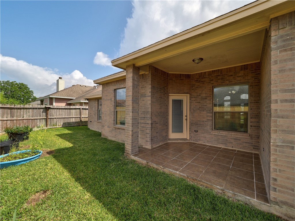 6825 King George Place Corpus Christi TX 78414