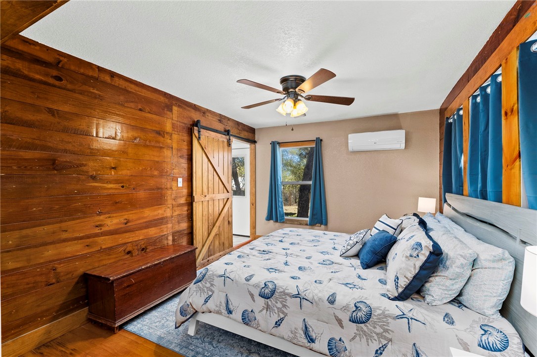 541 Robindale Bandera TX 78003