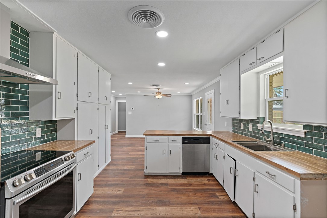 3729 Pope Drive Corpus Christi TX 78411