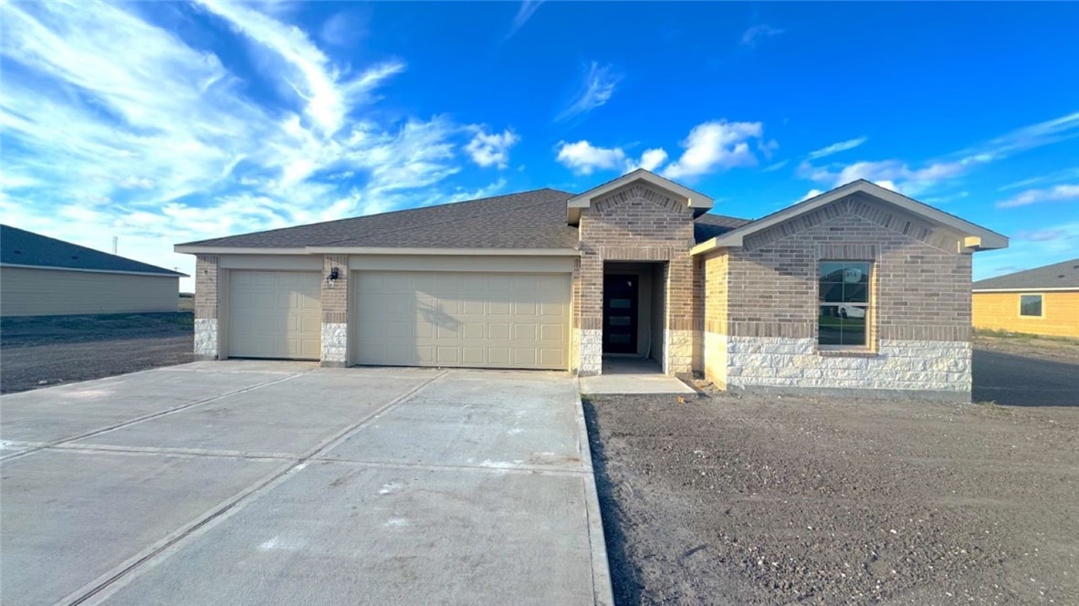 814 Fisher's Island Circle Corpus Christi TX 78415