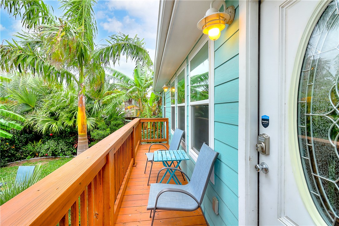 424 W Avenue E Street 1 Port Aransas TX 78373