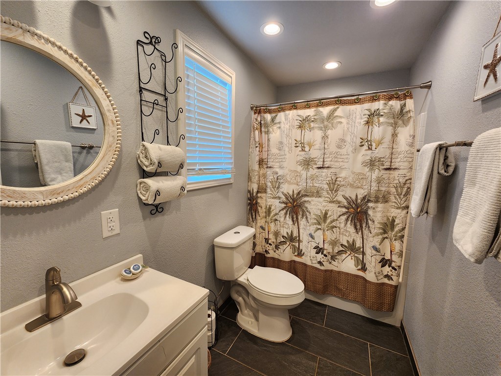 424 W Avenue E Street 1 Port Aransas TX 78373