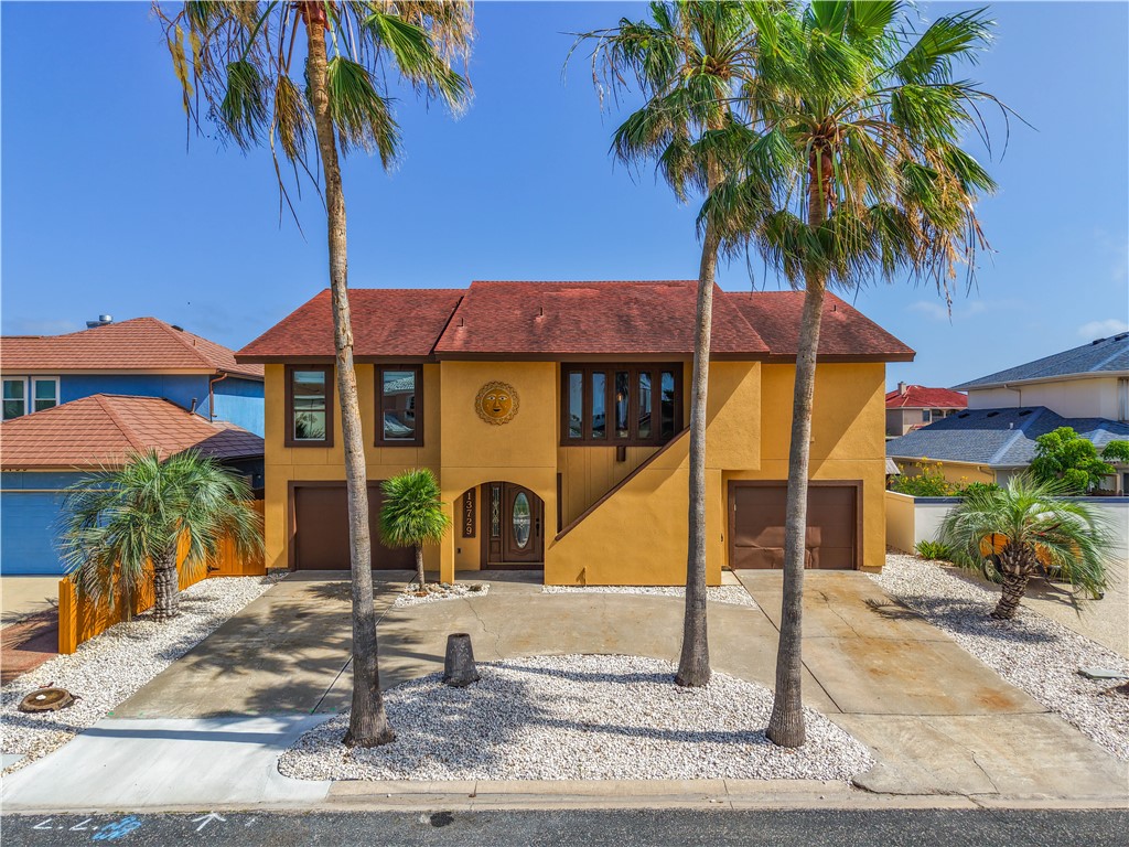 13729 Cayo Cantiles Street Corpus Christi TX 78418