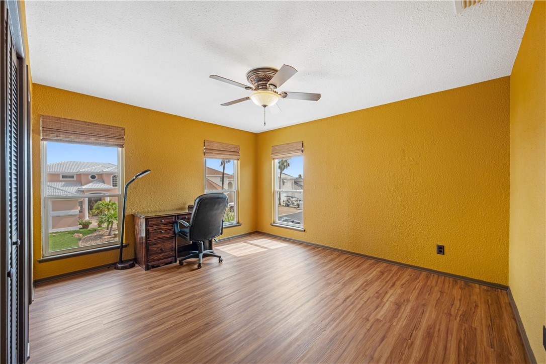 13729 Cayo Cantiles Street Corpus Christi TX 78418