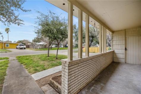 730 Santa Anita Drive Kingsville TX 78363