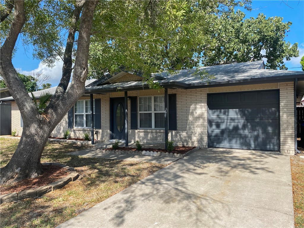 3318 Charlotte Drive Corpus Christi TX 78418
