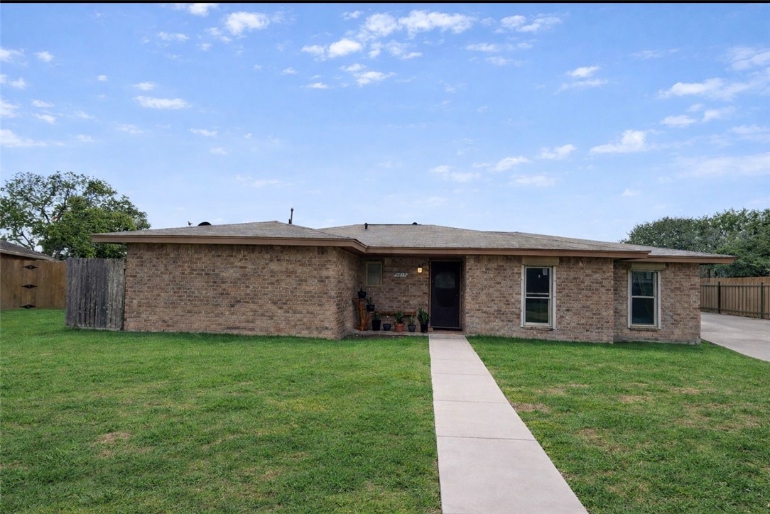 4617 Weiskopf Corpus Christi TX 78413