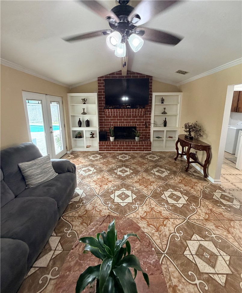 4617 Weiskopf Corpus Christi TX 78413
