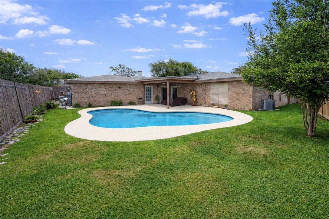 4617 Weiskopf Corpus Christi TX 78413