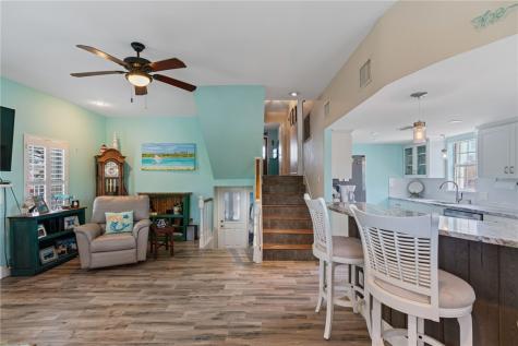 404 Mercer Street Port Aransas TX 78373