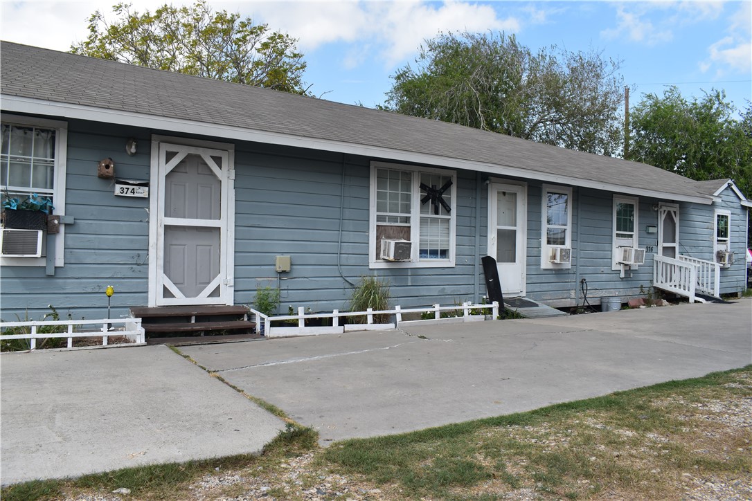374 Pueblo Street Corpus Christi TX 78405