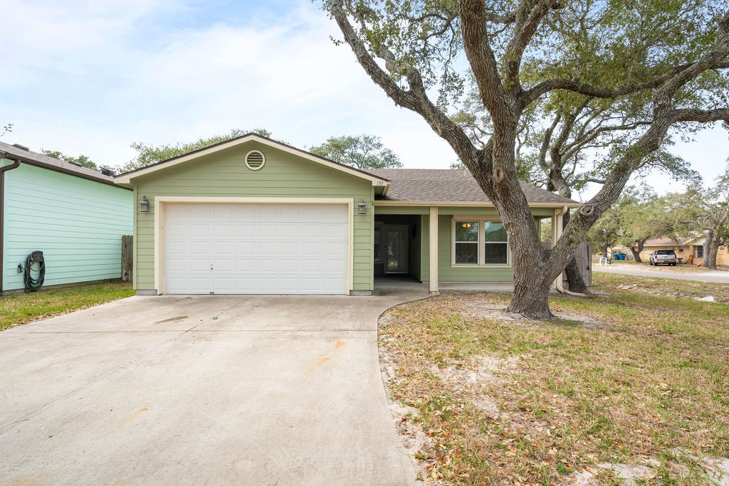 133 Pecan Harbor Street Rockport TX 78382
