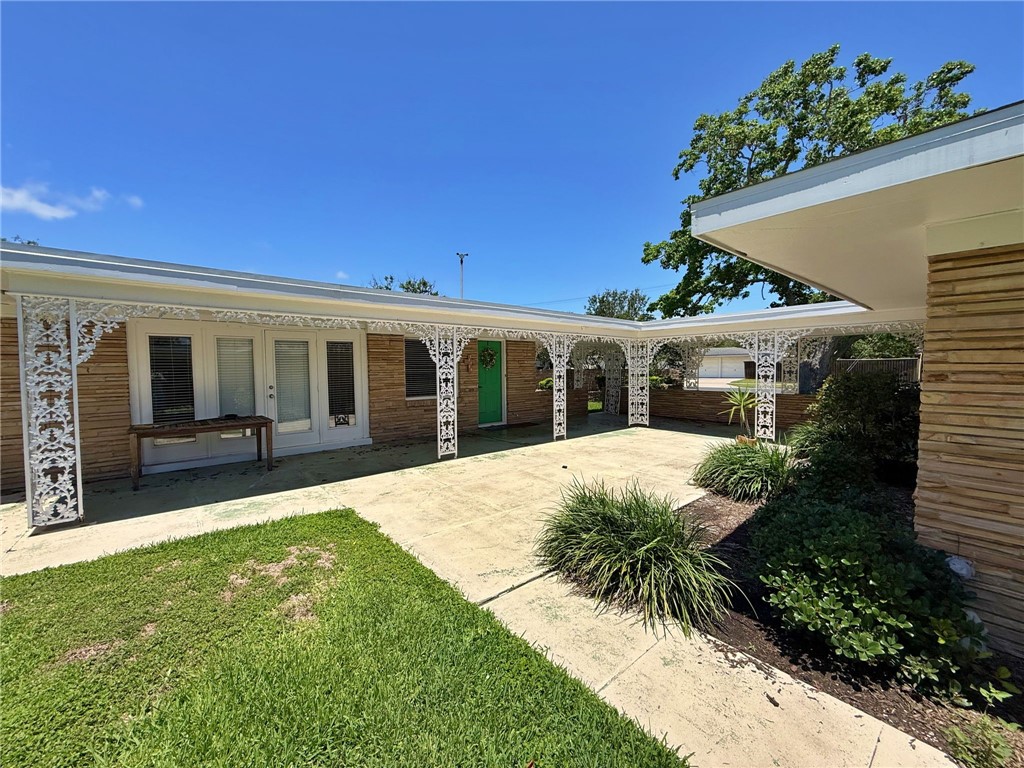301 Bermuda Place Corpus Christi TX 78411