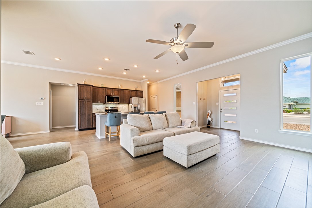 14205 Sea Pines Drive Corpus Christi TX 78418