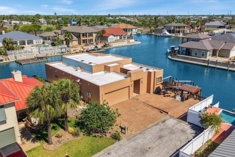 112 Sailfish Court Aransas Pass TX 78336