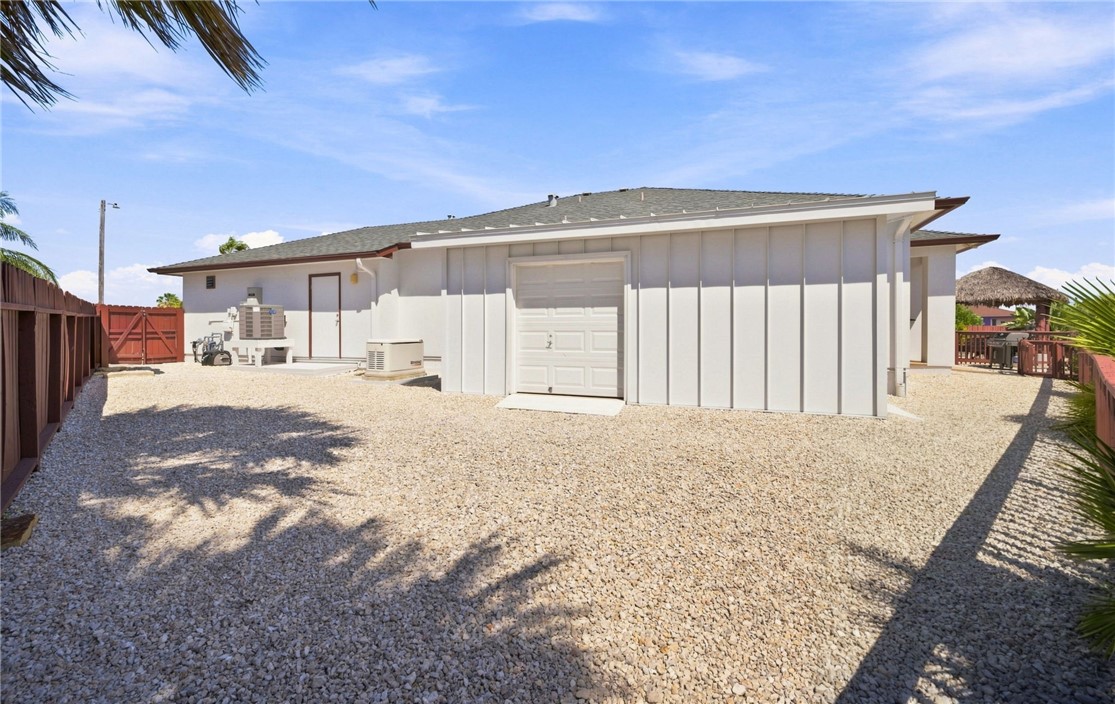 14158 Atascadera Avenue Corpus Christi TX 78418