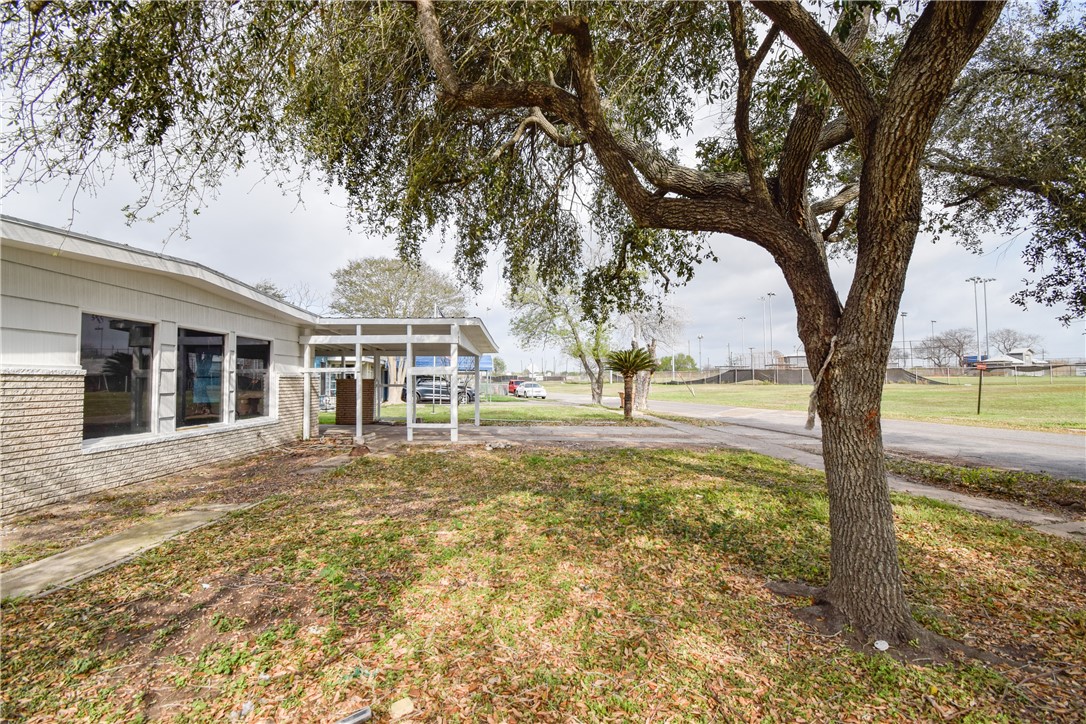 3817 Lamont Street Corpus Christi TX 78415
