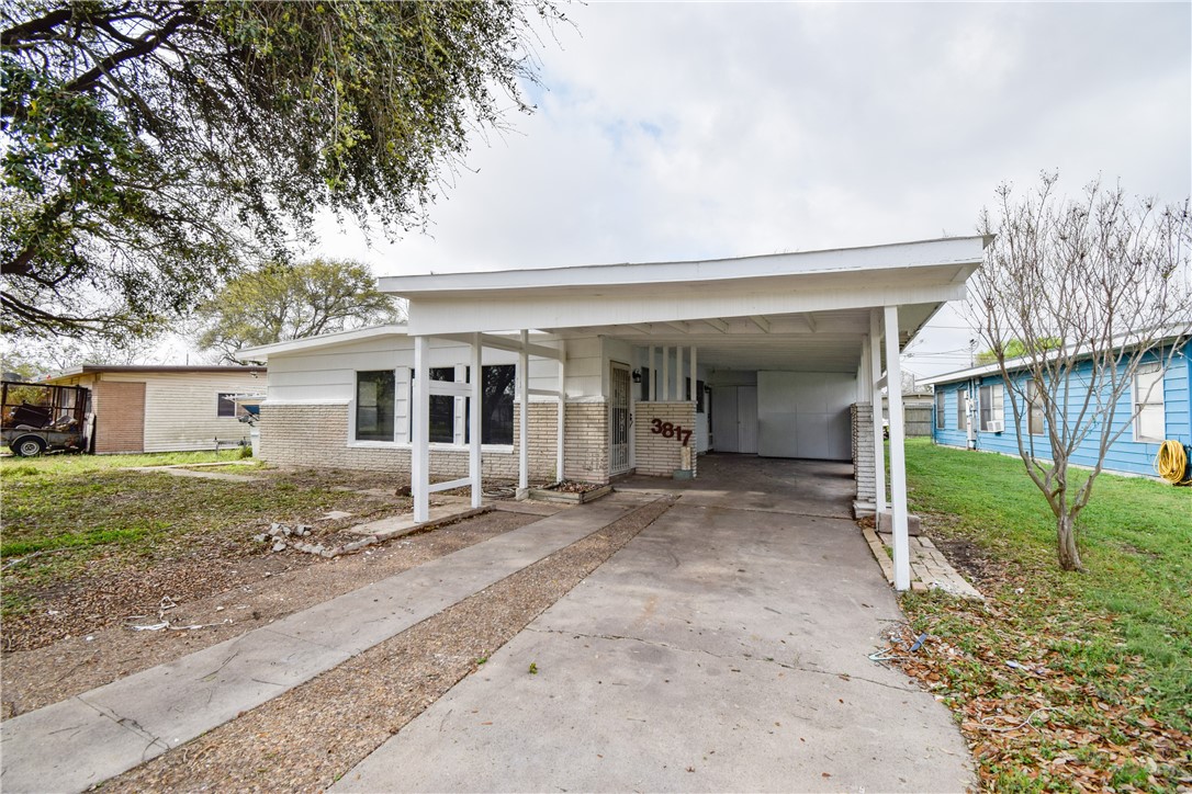 3817 Lamont Street Corpus Christi TX 78415