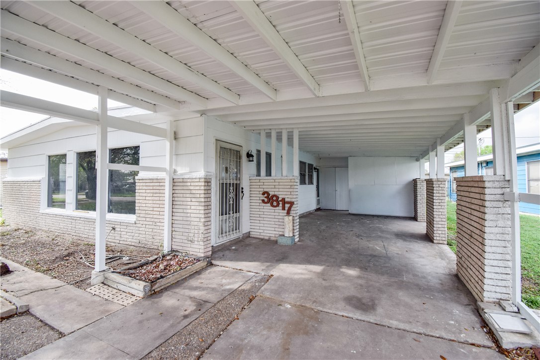 3817 Lamont Street Corpus Christi TX 78415