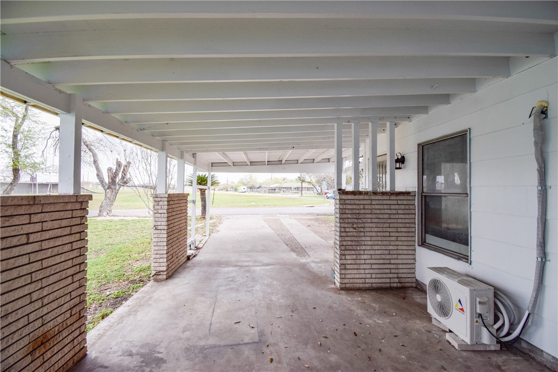 3817 Lamont Street Corpus Christi TX 78415