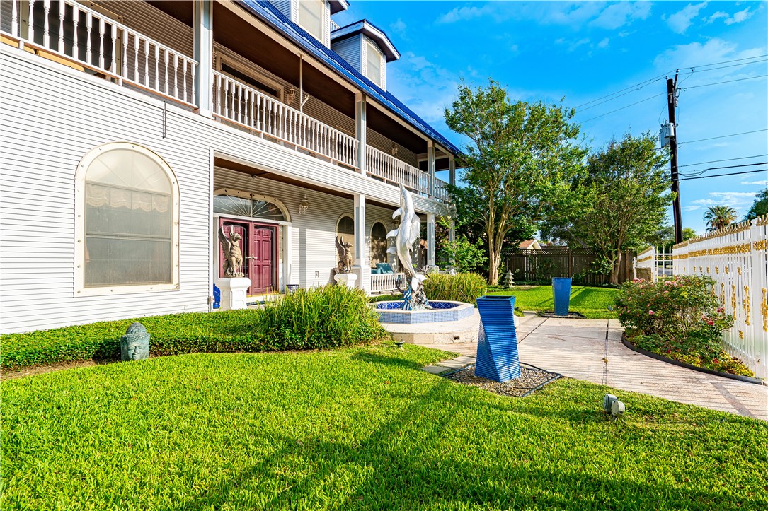 121 Glenmore Street Corpus Christi TX 78412