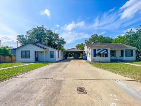 707 E Fannin Street Beeville TX 78102