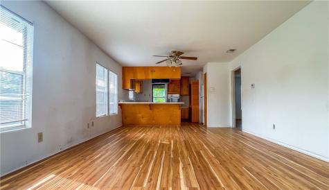 707 E Fannin Street Beeville TX 78102