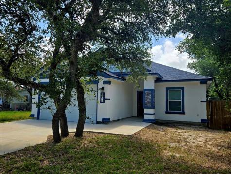 329 N 10th Street Aransas Pass TX 78336