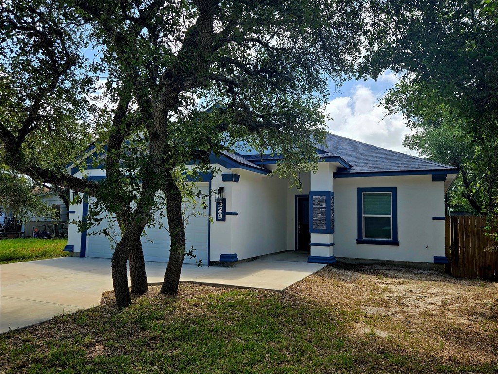 329 N 10th Street Aransas Pass TX 78336