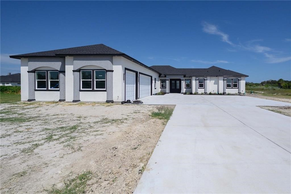 104 Windcrest Rockport TX 78382