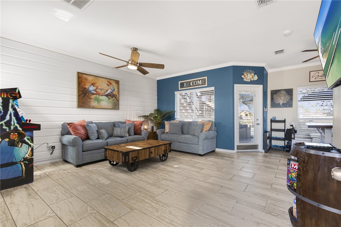 15637 Cruiser St B Corpus Christi TX 78418