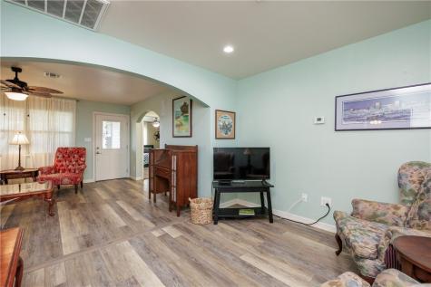214 Rattlesnake Point Road Rockport TX 78382