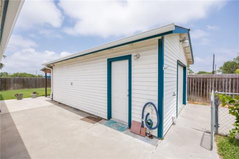214 Rattlesnake Point Road Rockport TX 78382