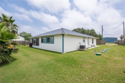 214 Rattlesnake Point Road Rockport TX 78382