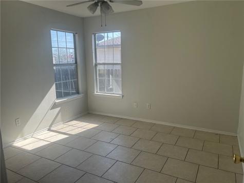 1546 Wynwood Street Corpus Christi TX 78415