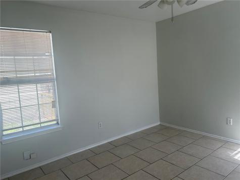 1546 Wynwood Street Corpus Christi TX 78415
