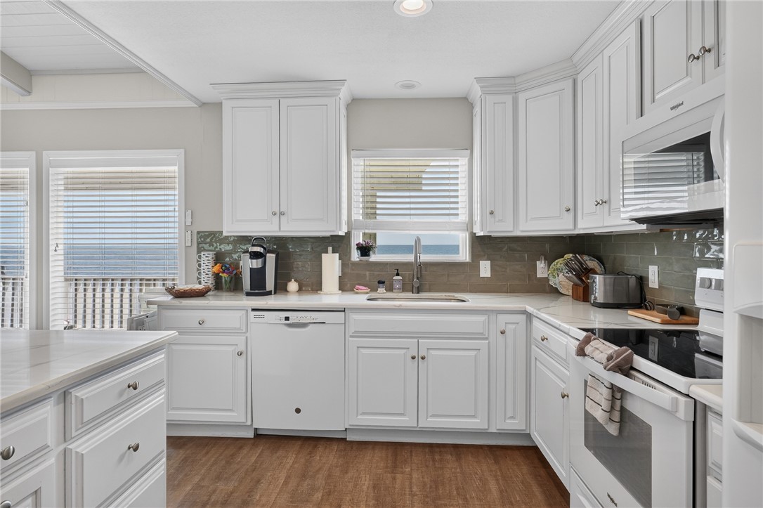 1860 Bay Shore Drive Rockport TX 78382