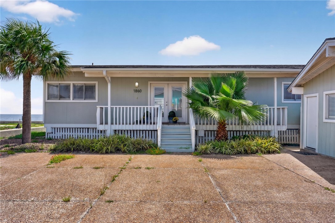 1860 Bay Shore Drive Rockport TX 78382