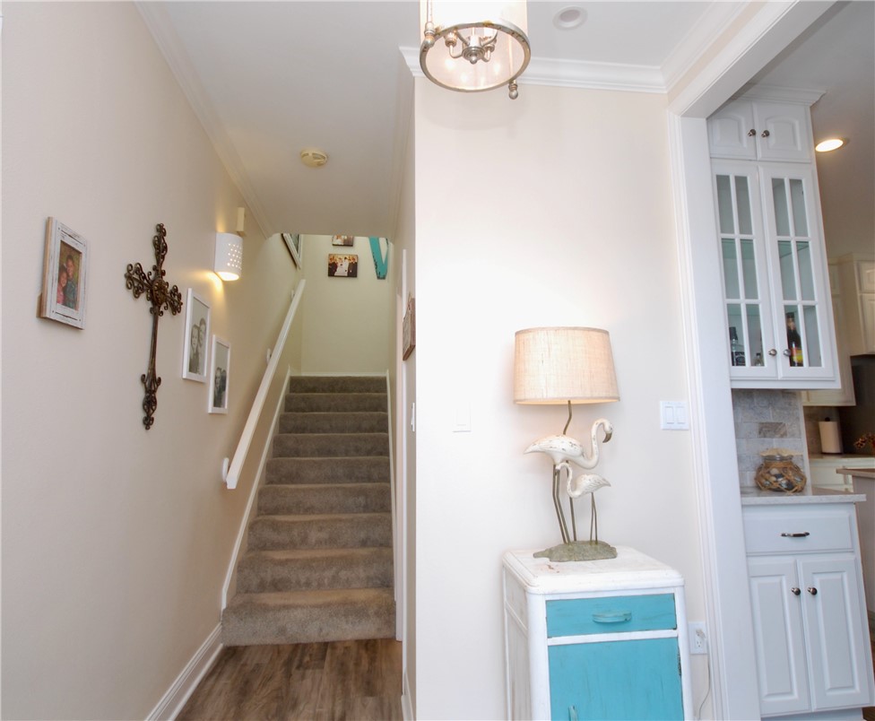 102 Smith Cove Rockport TX 78382