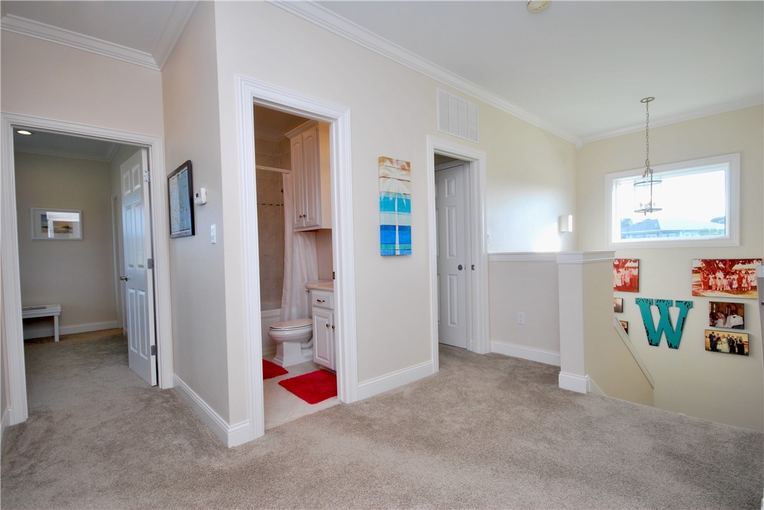 102 Smith Cove Rockport TX 78382