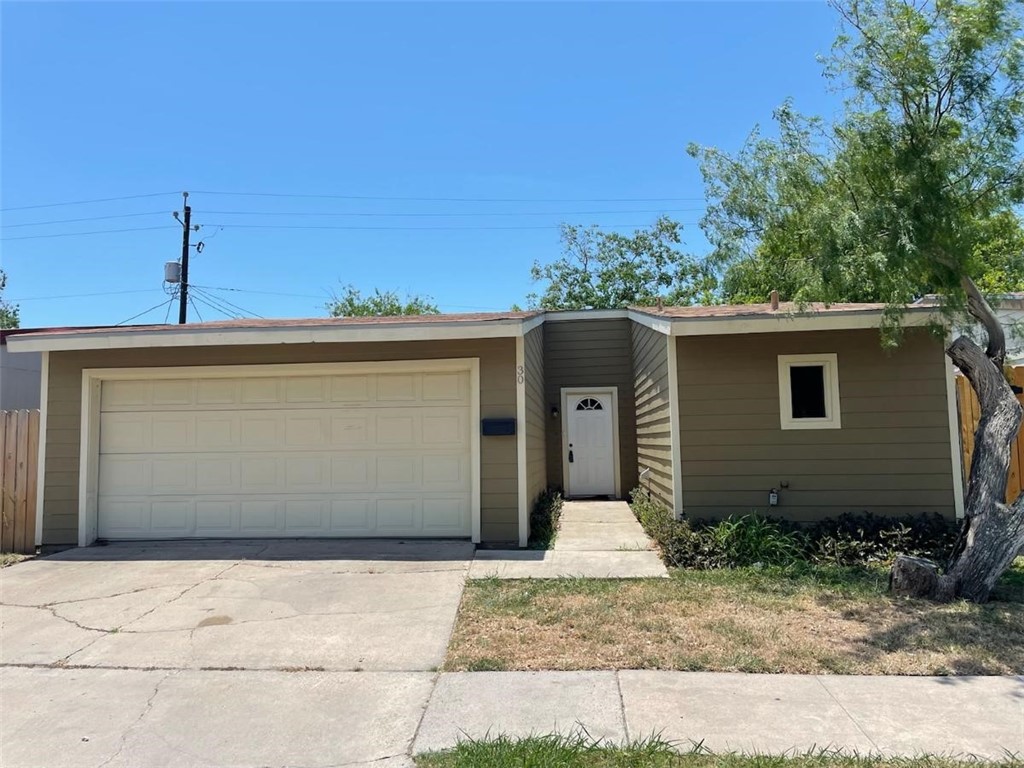 30 S Commonsway Drive Portland TX 78374