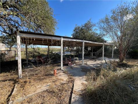 113 4th Street Mathis TX 78368