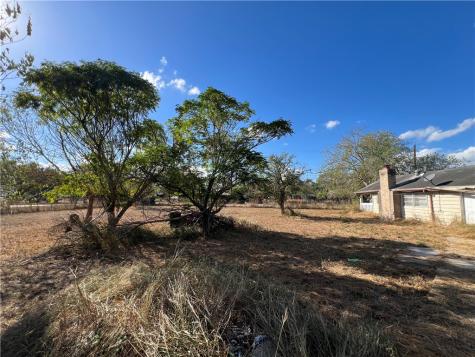 113 4th Street Mathis TX 78368