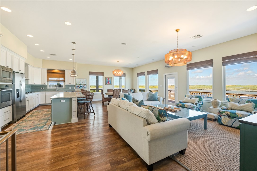 442 Paradise Pointe Drive Port Aransas TX 78373