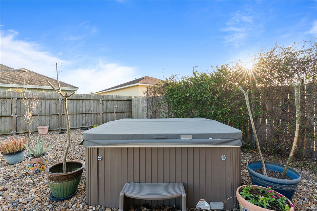 13857 Laffite Drive Corpus Christi TX 78418