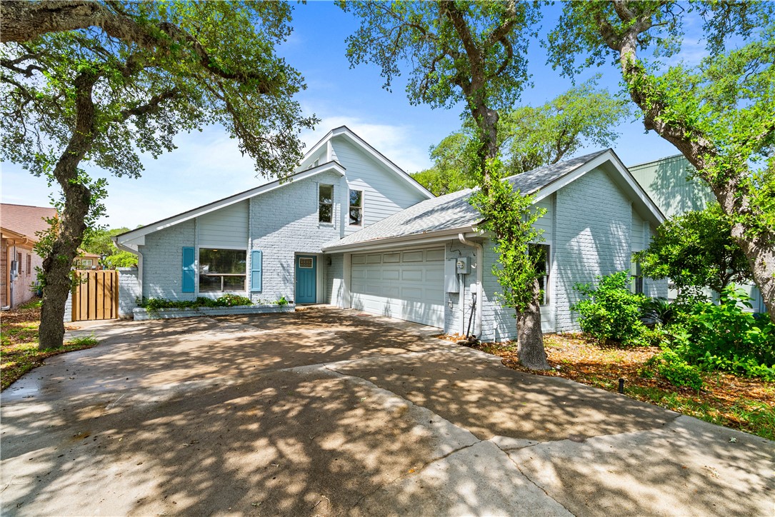 2321 Harbor Drive Rockport TX 78382
