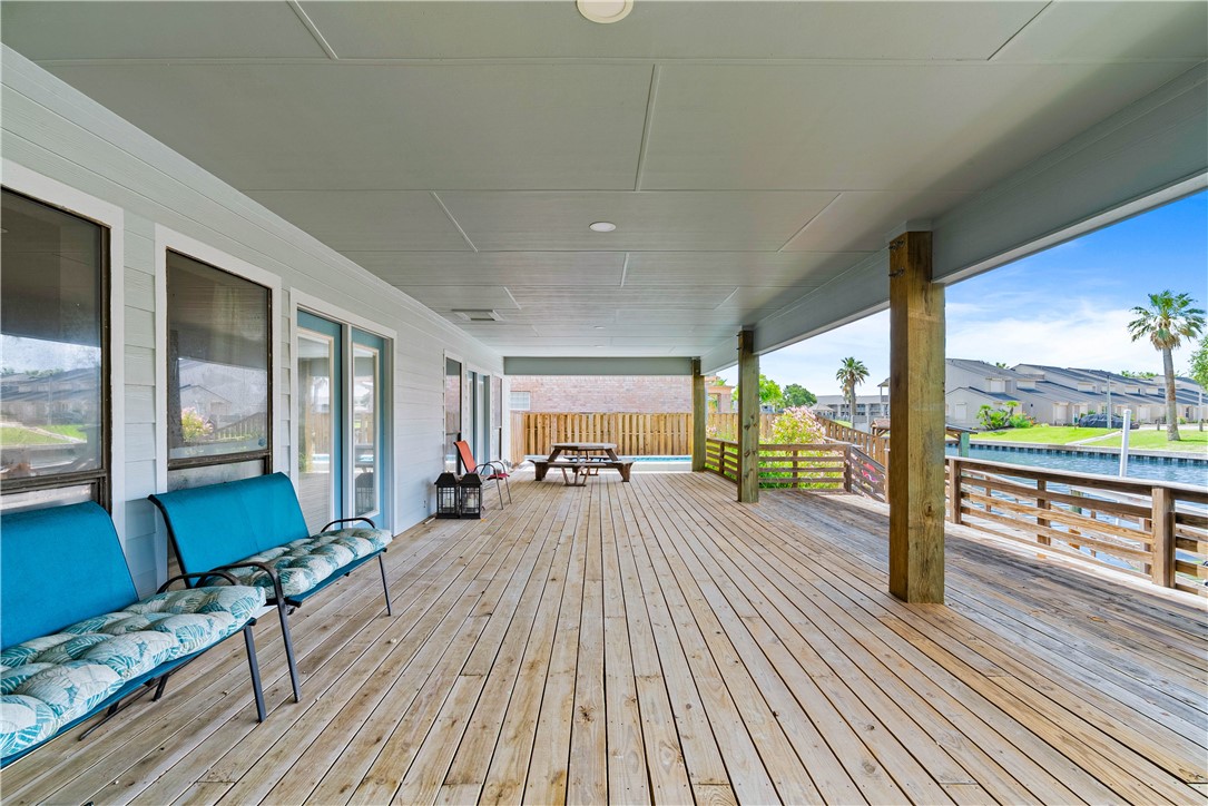 2321 Harbor Drive Rockport TX 78382